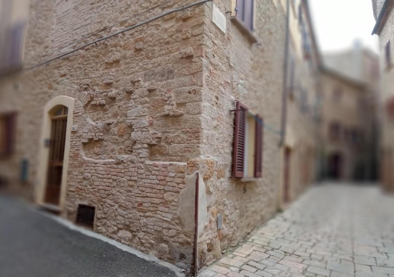 Appartamento Il Mandorlo Nel Centro Di Volterra Zewnętrze zdjęcie