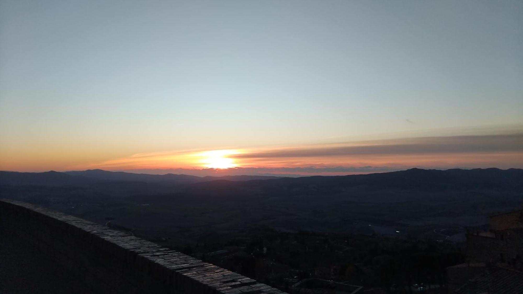 Appartamento Il Mandorlo Nel Centro Di Volterra Zewnętrze zdjęcie